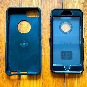 Black iPhone 6s Plus Otterbox Case